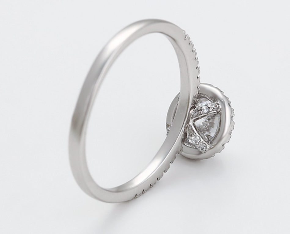 Anillo chapado en platino